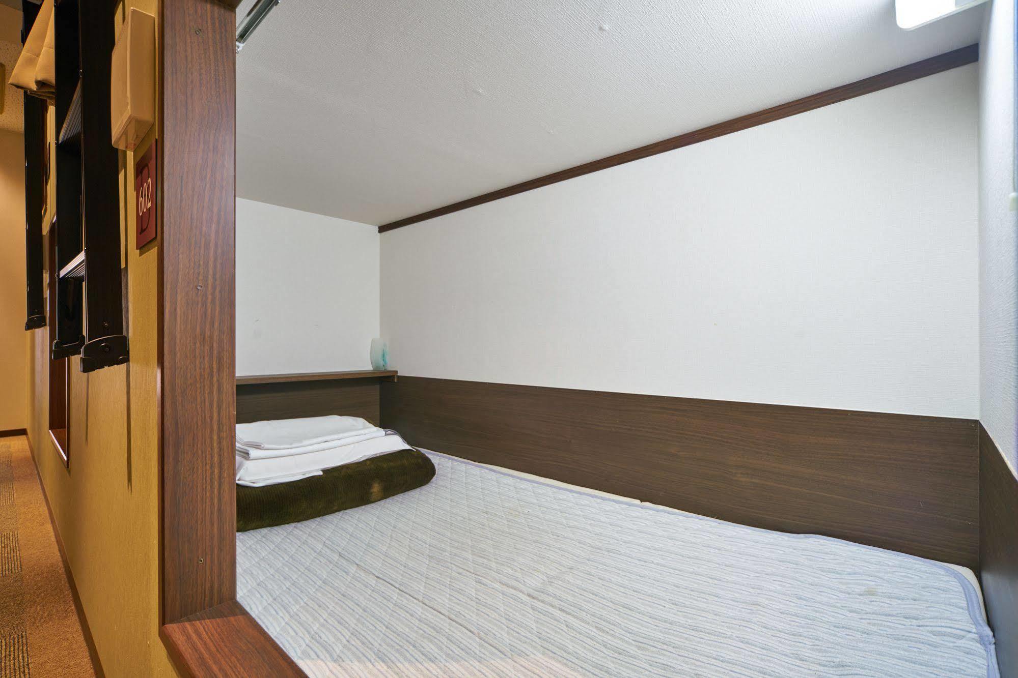1 Night 1980 Hostel Tokyo Asakusa Simple Stay Zewnętrze zdjęcie